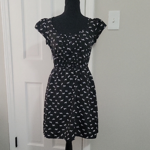 Xhilaration Dresses & Skirts - Black and White Horse Patterned Dress